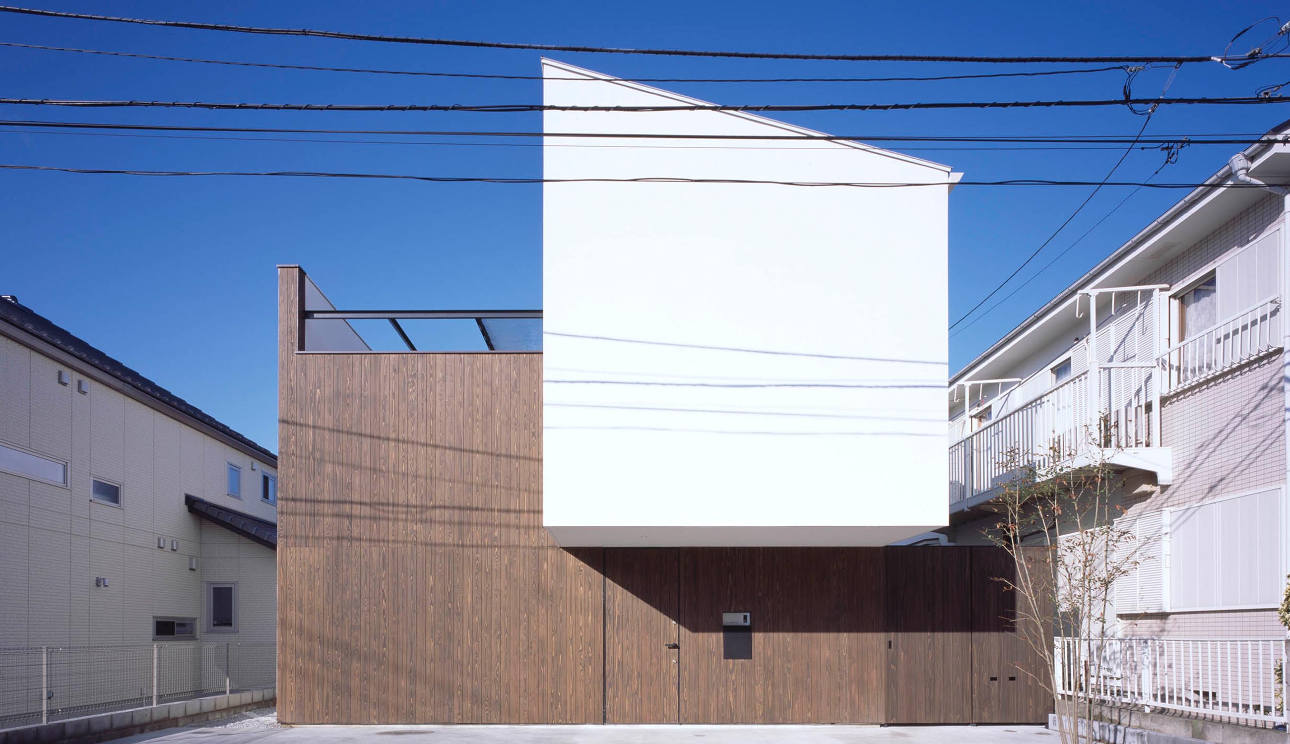 La arquitectura del patio中庭の建築 La arquitectura del patio中庭の建築 La arquitectura del