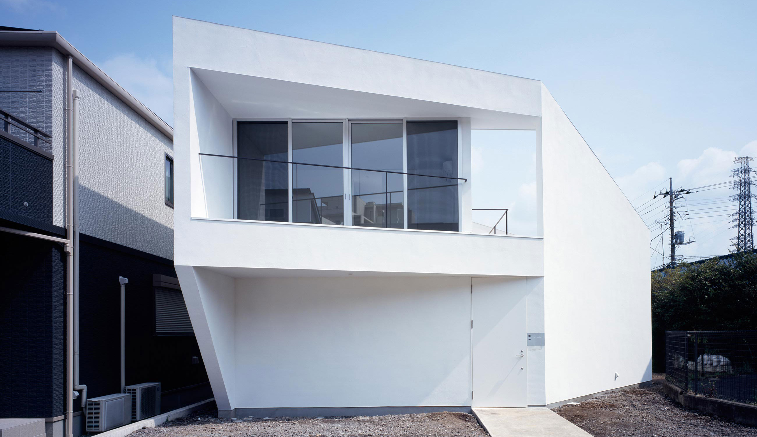 POLO Architects　近代建築 main_LOOP.jpg